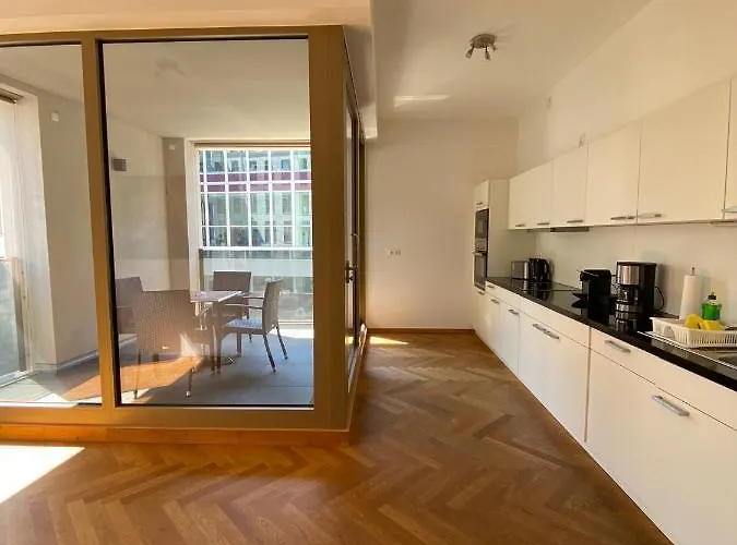 Grosszuegiges Mit Blick Zur Frauenkirche Drezda