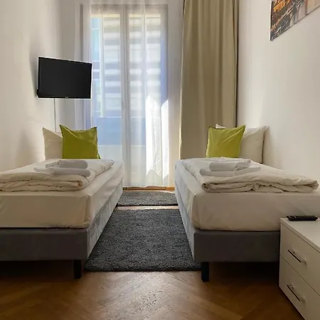 Grosszügiges Mit Blick Zur Frauenkirche Apartment