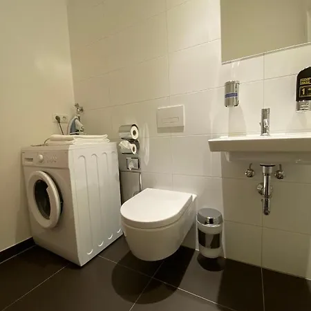 Grosszuegiges Mit Blick Zur Frauenkirche Apartment Dresden